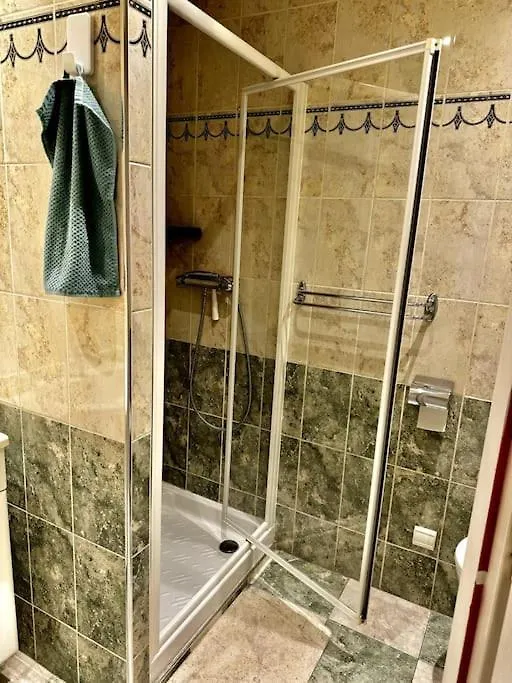 T3 Sauna Box-Parking Gratuit Monplaisir-Lumiere Apartman Lyon