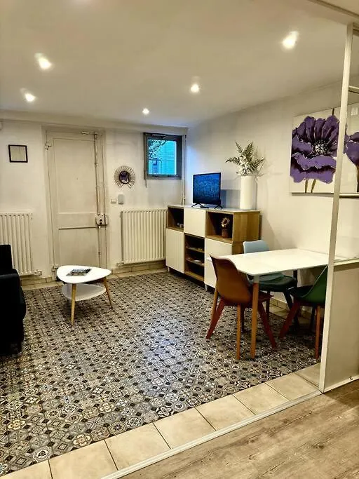 T3 Sauna Box-Parking Gratuit Monplaisir-Lumiere Apartman Lyon 0*,